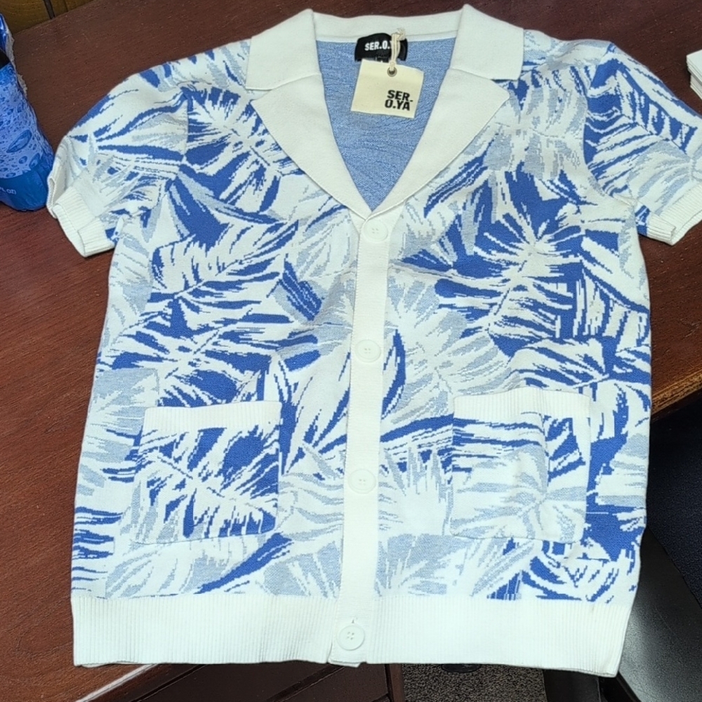 SER.O.Y Blue and White Leaf Pattern Cardigan Size Large
